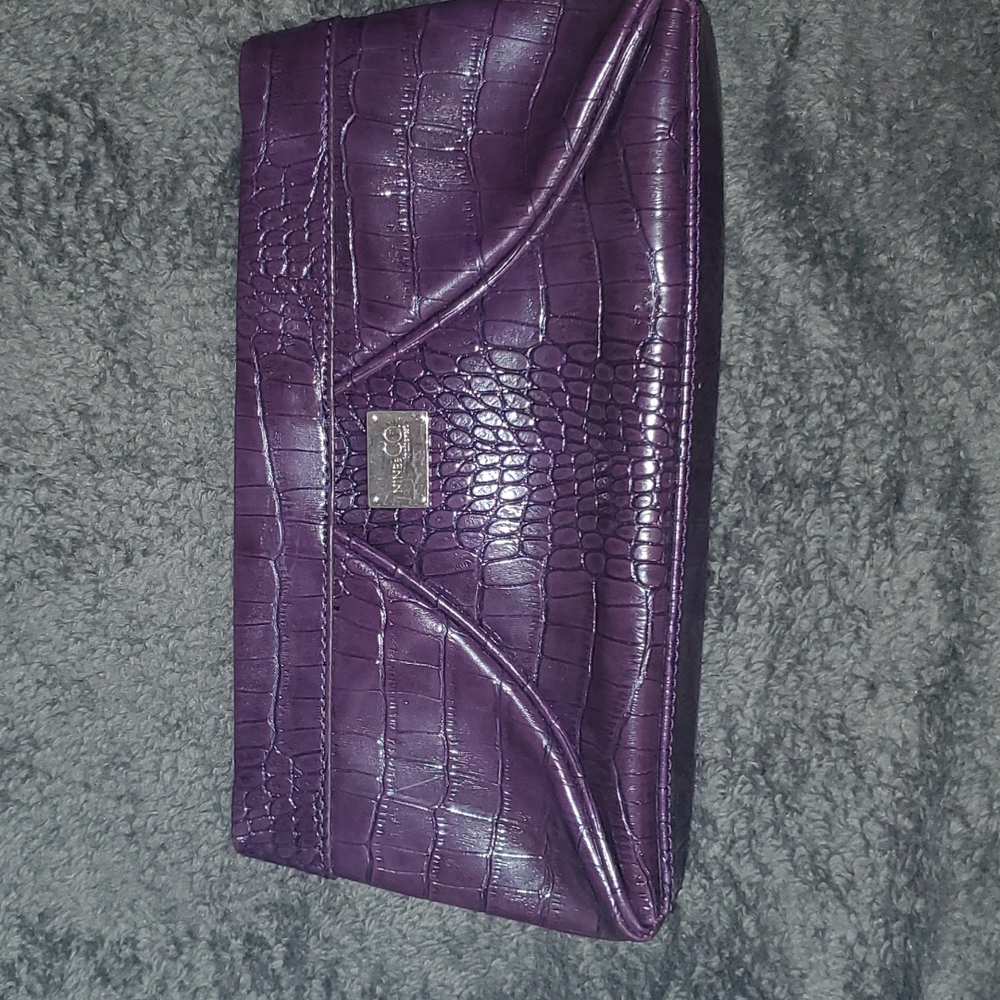 NINE & CO EMBOSSED FAUX CROC CLUTCH- PURPLE